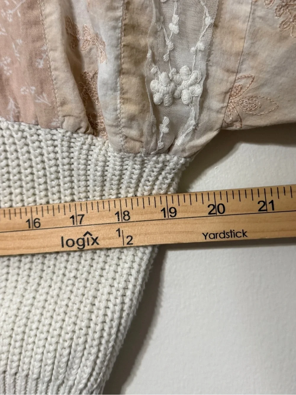 Anthropologie Pilcro Martine Peasant-Sleeve Sweater Boho Blush Medium Patchwork
